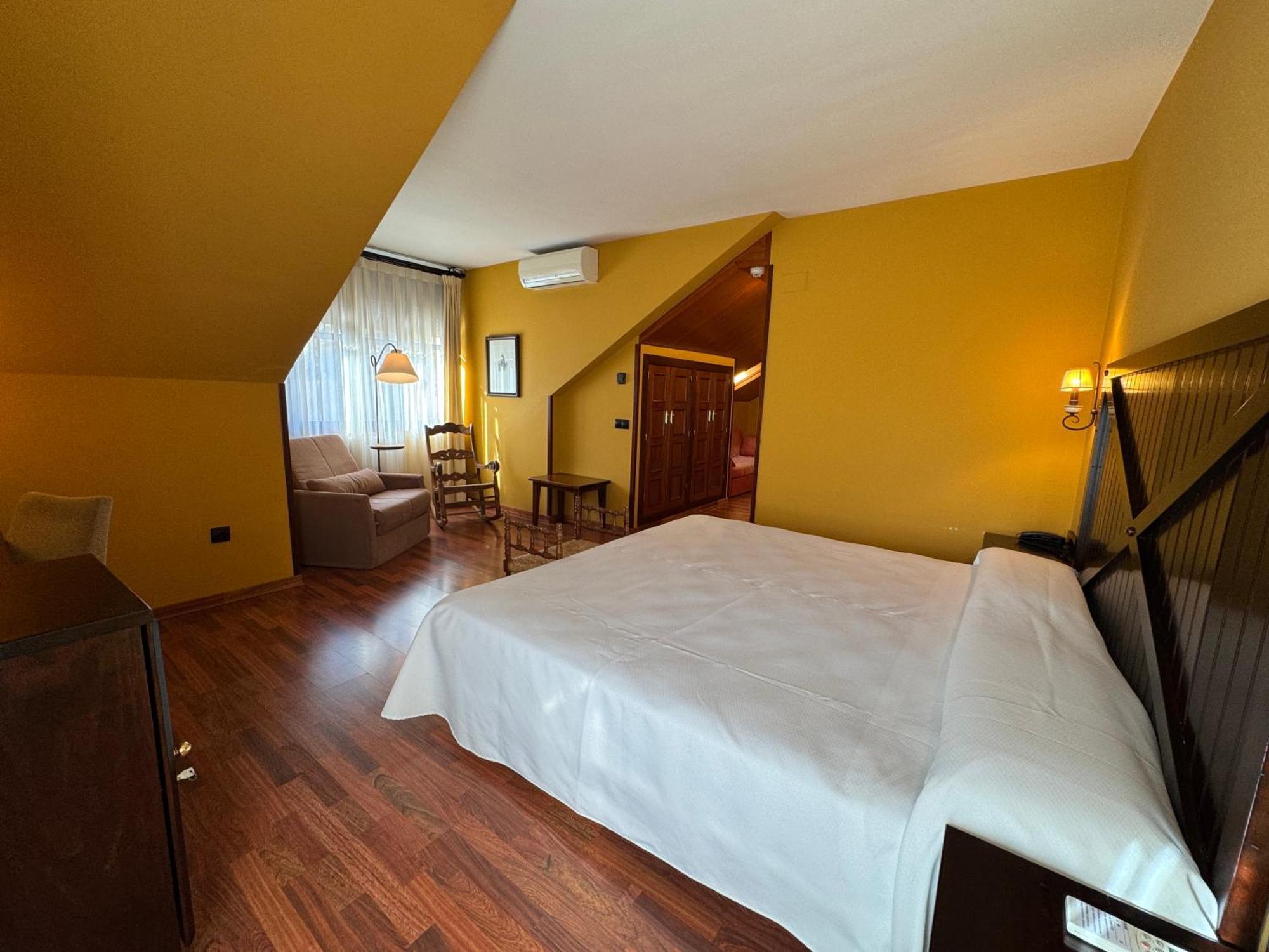 Hotel Cotiella Campo  Exterior photo