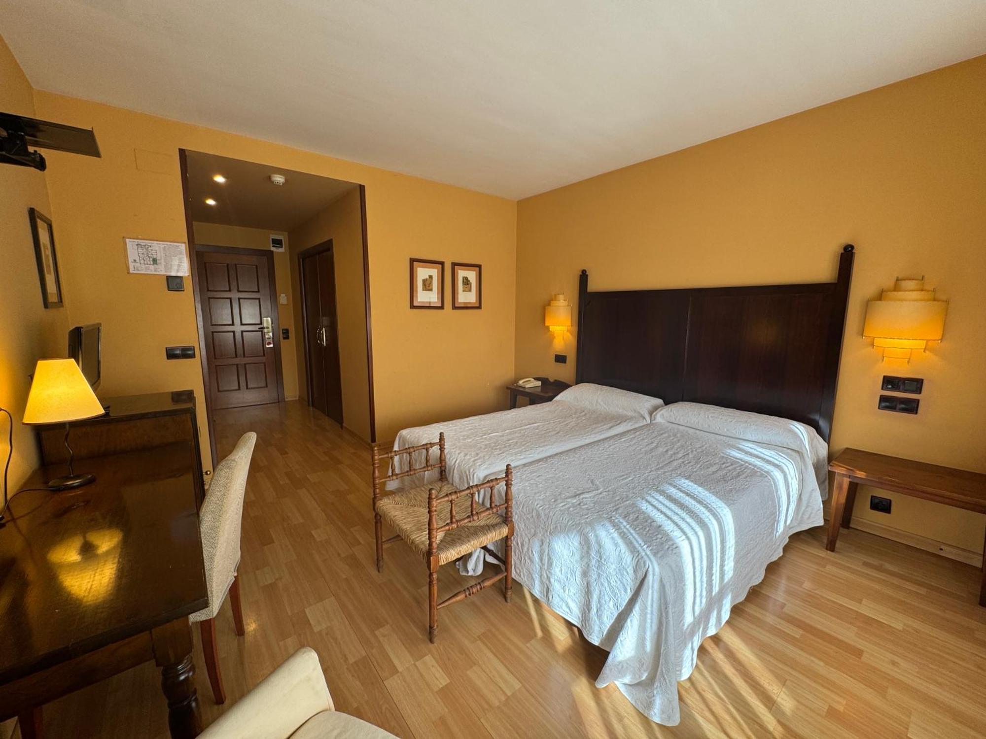 Hotel Cotiella Campo  Exterior photo